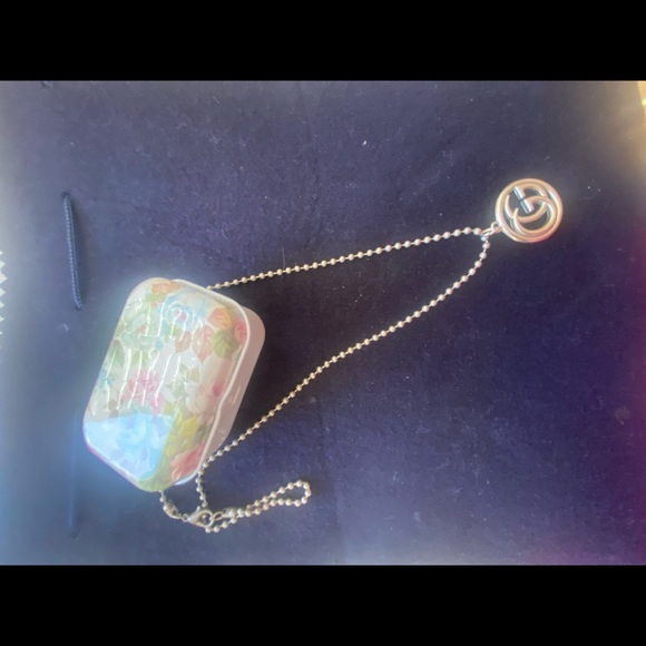 18 inch repurposed Gucci zipper tag necklace - Picture 3 of 3